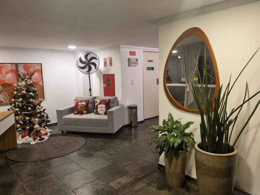 Elegante Studio - Garagem - Ao lado metrô