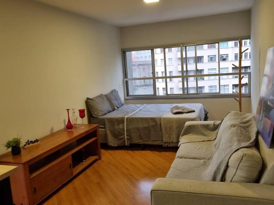 Elegante Studio - Garagem - Ao lado metrô