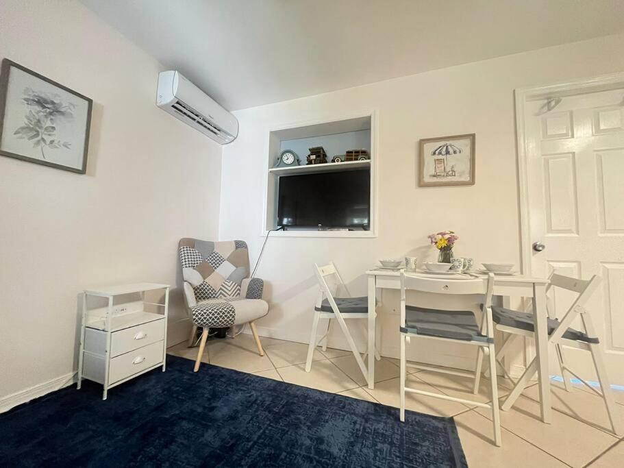 Summer Vibe Condo