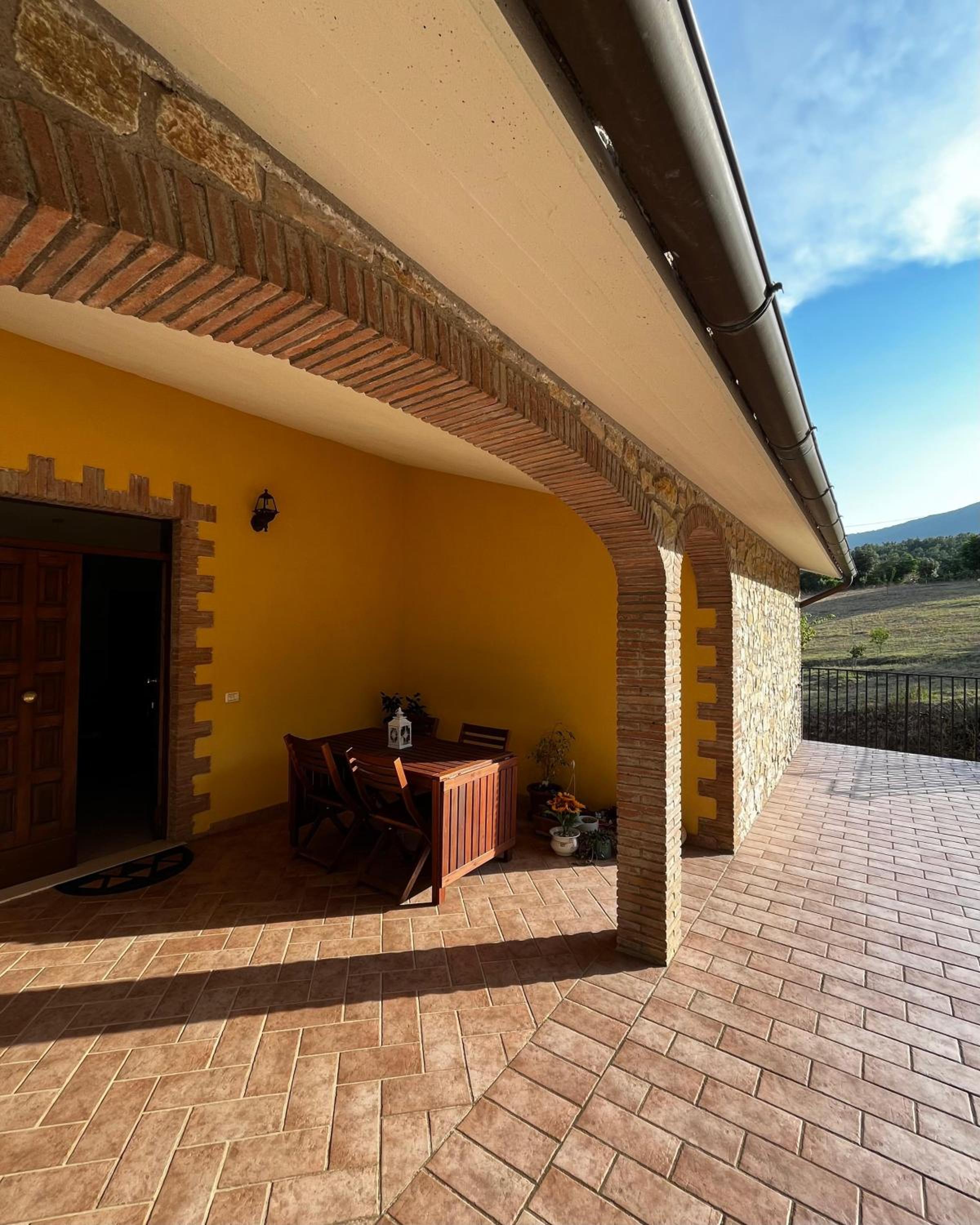 Le Querce view 2