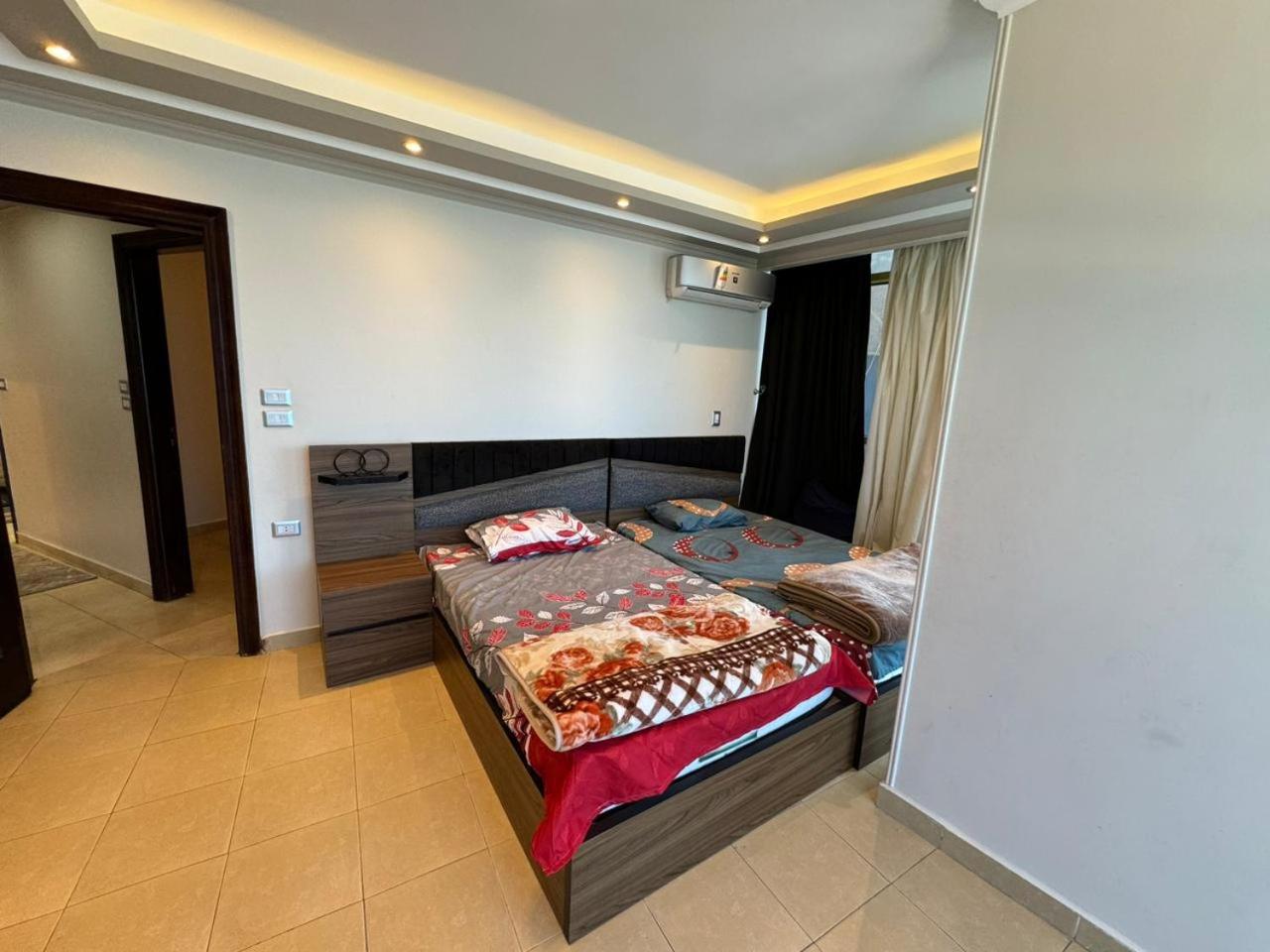 Wonderful 3 Bedrooms Apartment For Rent In Miami Alexandria Direct On Sea