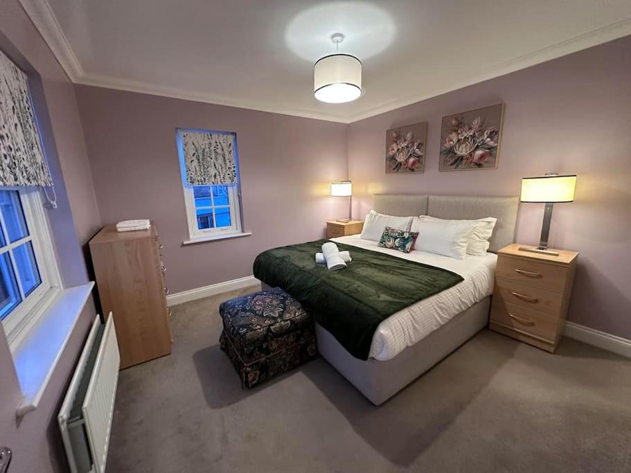 Charming Retreat in Ipswich view 5