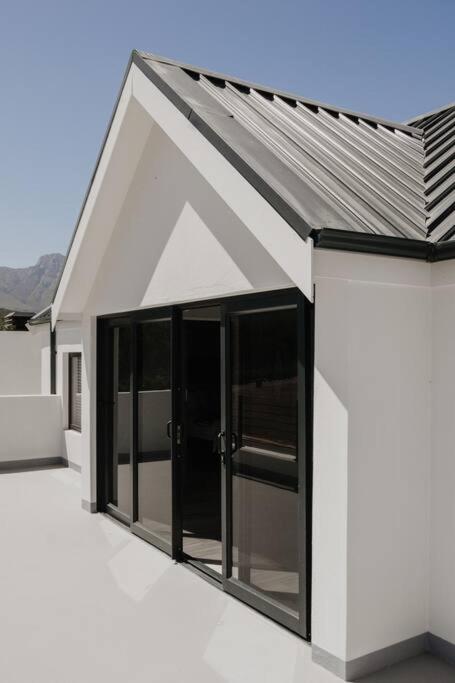 Albatross Lodge - Silwerstrand Golf and River Estate