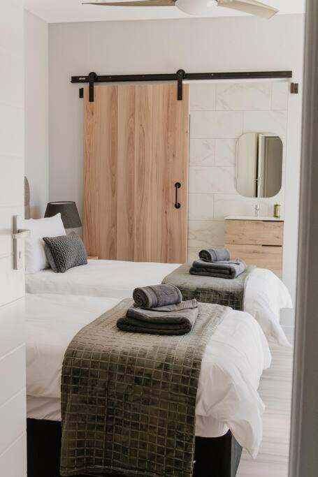 Albatross Lodge - Silwerstrand Golf and River Estate
