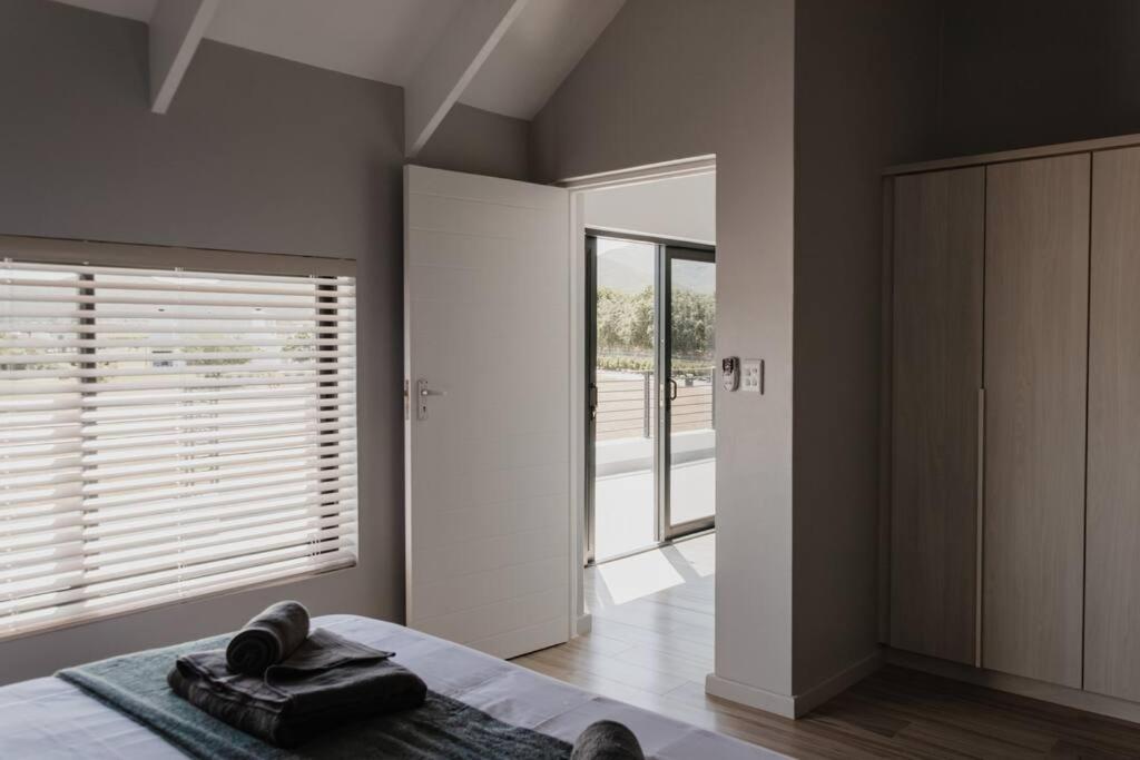 Albatross Lodge - Silwerstrand Golf and River Estate
