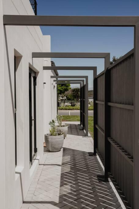 Albatross Lodge - Silwerstrand Golf and River Estate