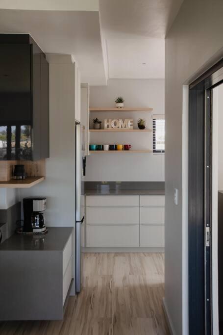 Albatross Lodge - Silwerstrand Golf and River Estate