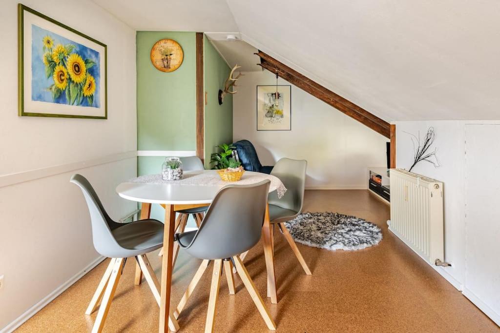 Schöne gemütliche Ferienwohnung unter dem Dach
