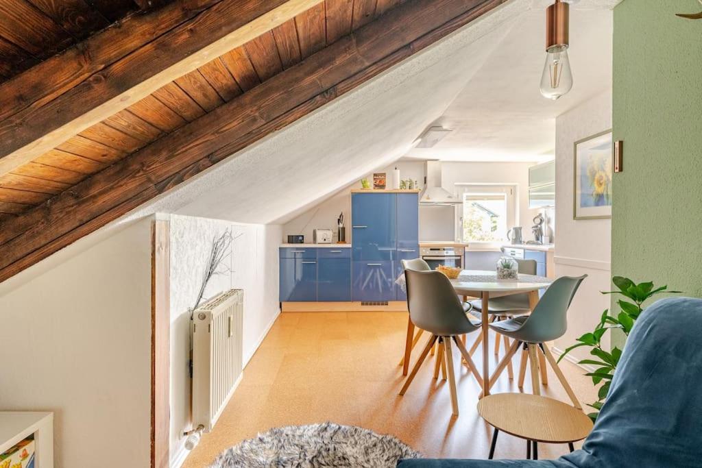 Schöne gemütliche Ferienwohnung unter dem Dach