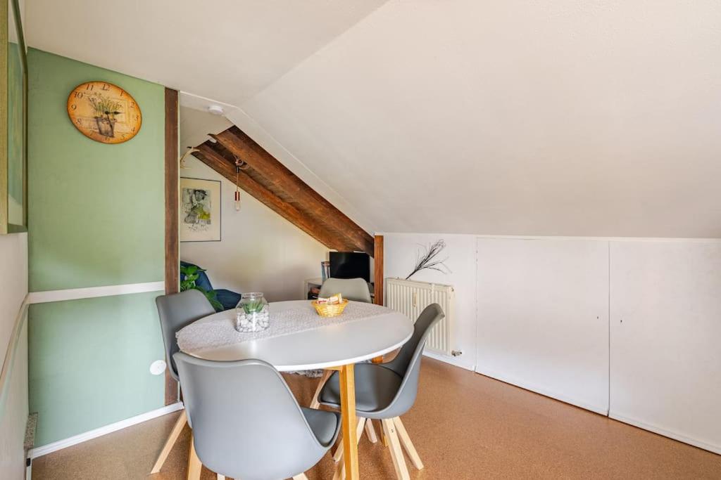 Schöne gemütliche Ferienwohnung unter dem Dach