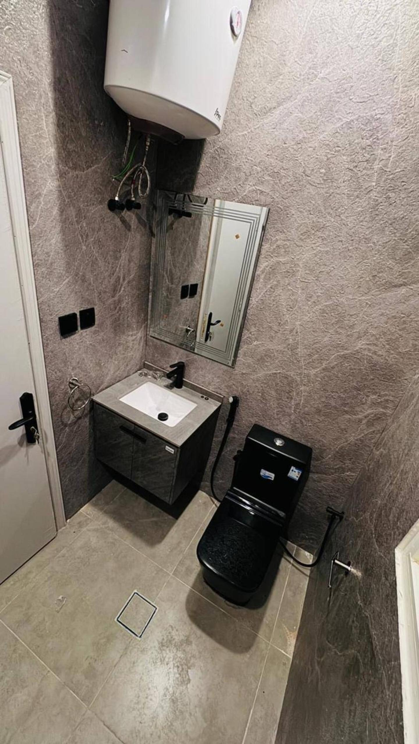 Private Entrance, Private Yard, Al-Rabee