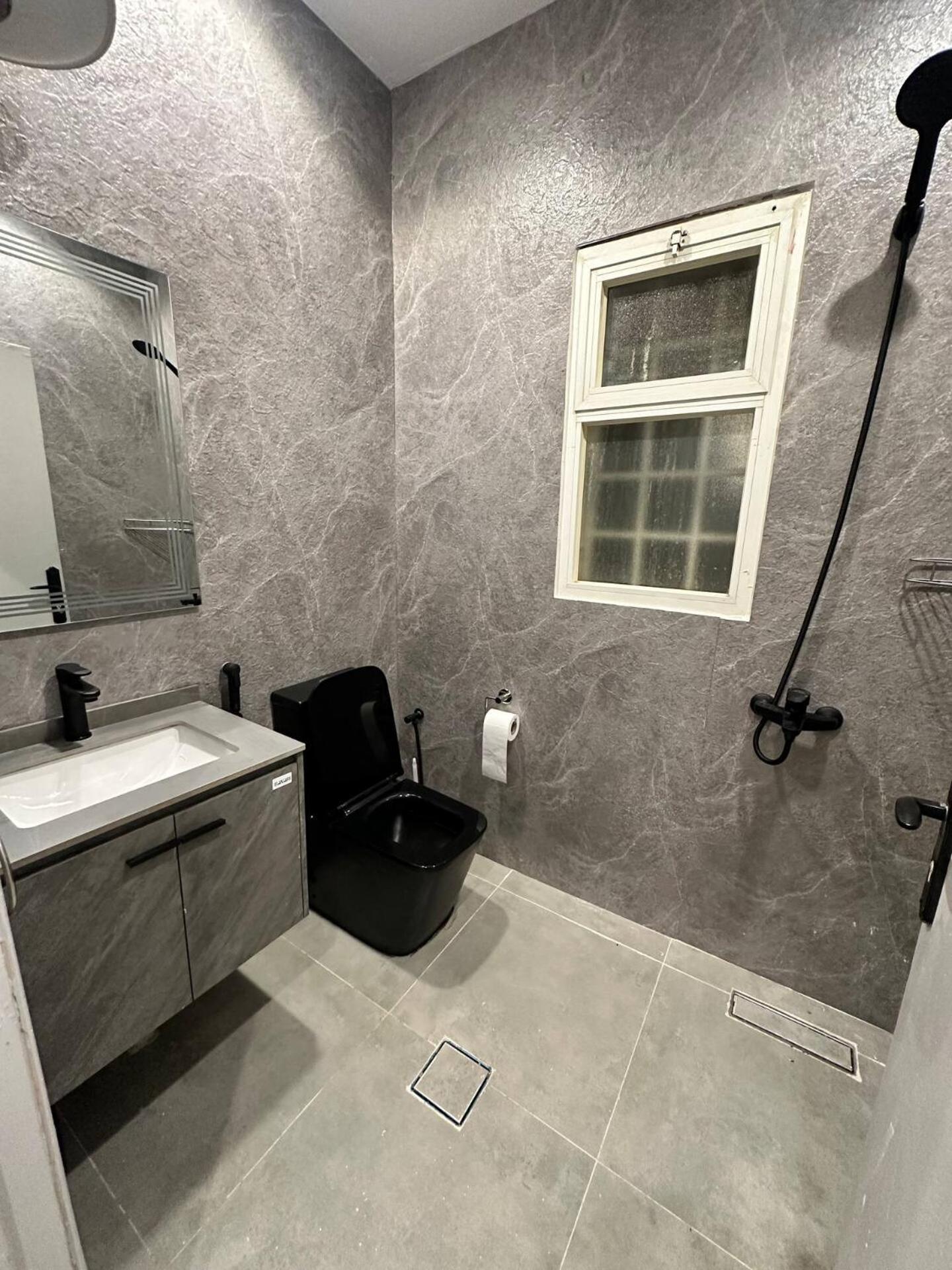 Private Entrance, Private Yard, Al-Rabee