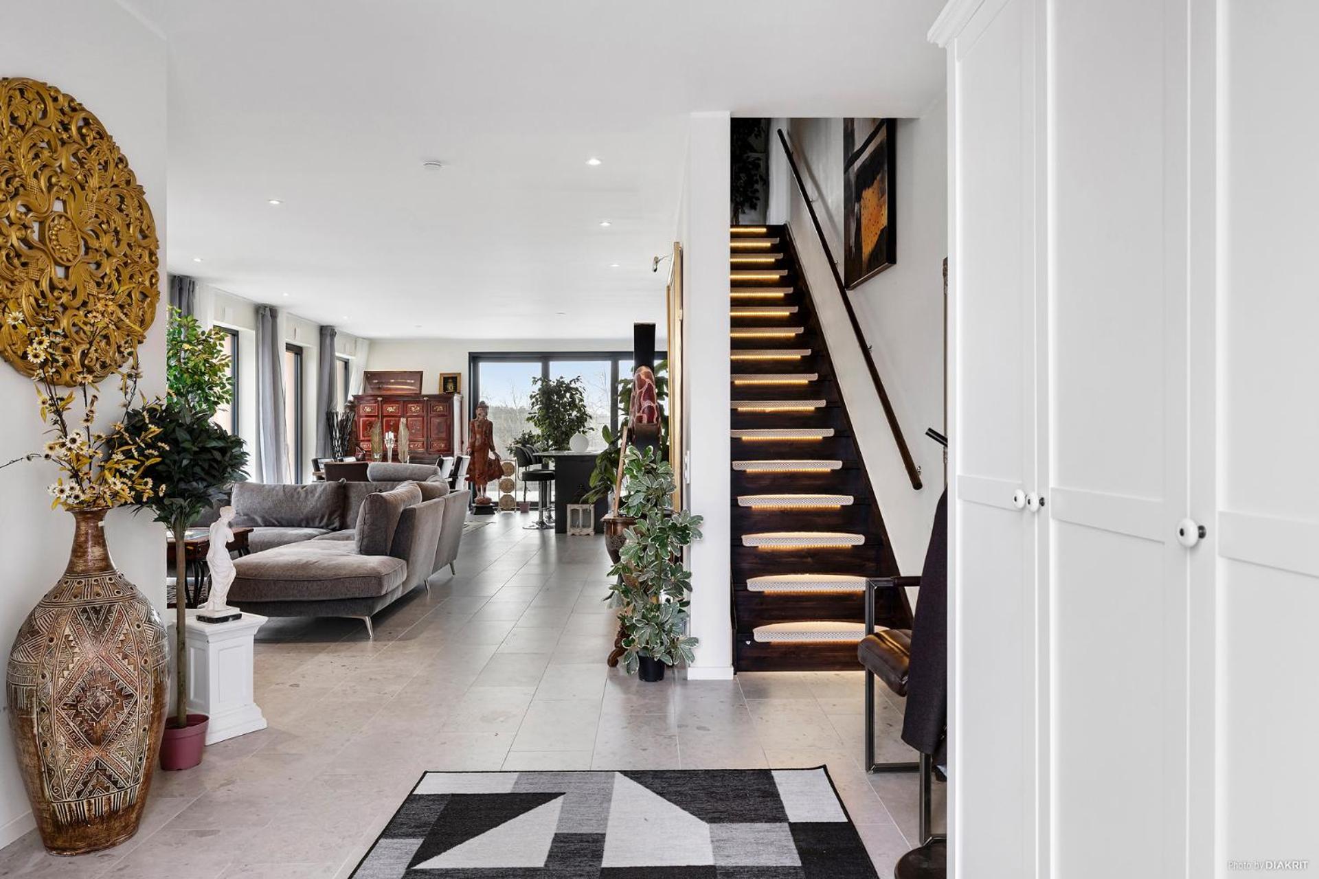Lyxig villa med herrgårdsutsikt