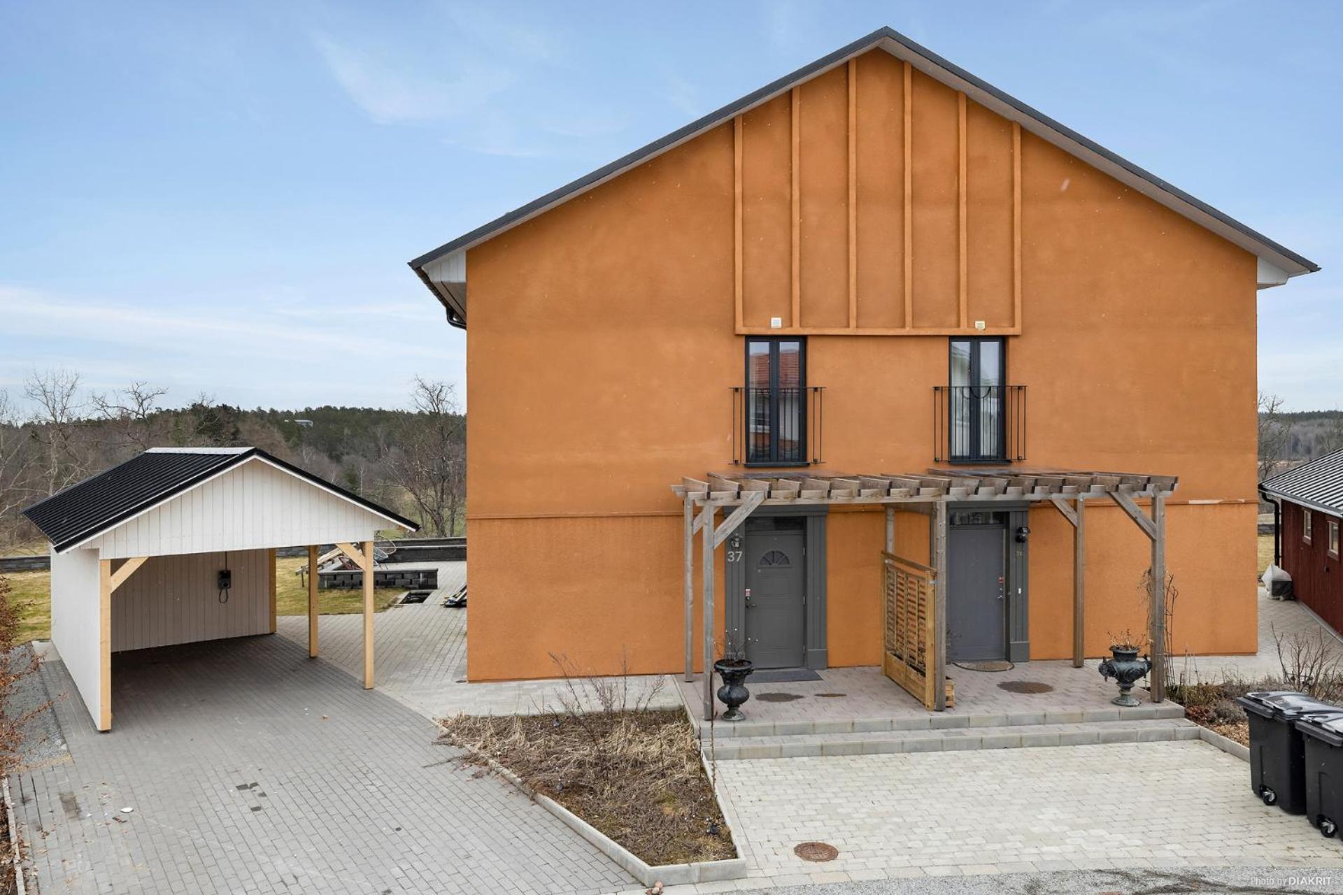 Lyxig villa med herrgårdsutsikt