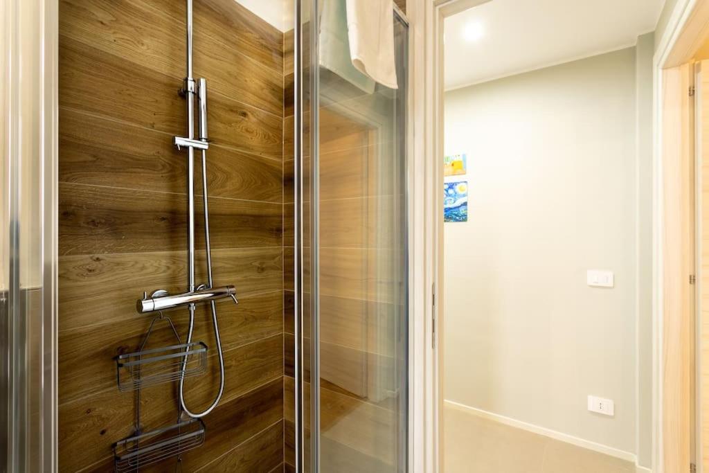 CO99 - New two bedrooms Washington