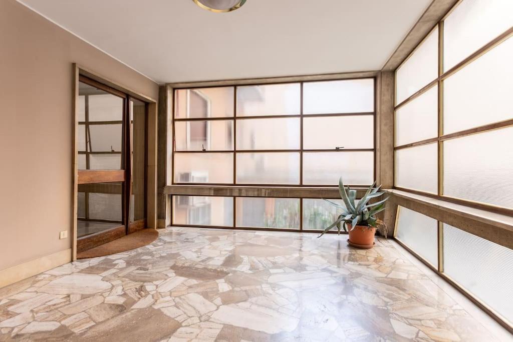 CO99 - New two bedrooms Washington