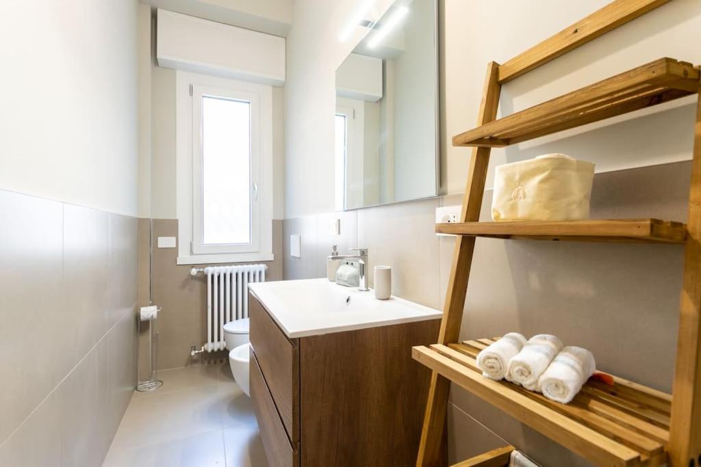 CO99 - New two bedrooms Washington
