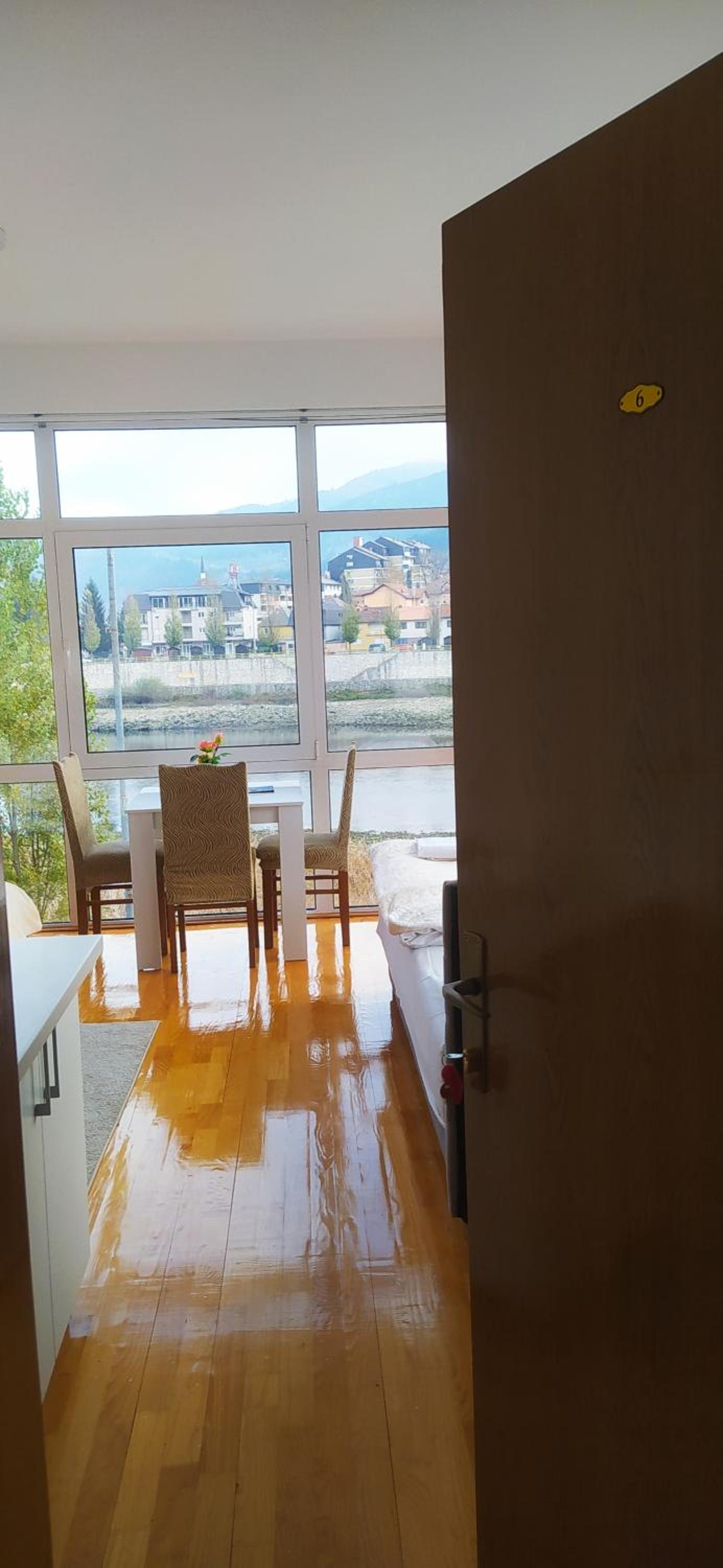 Apartmani Helena