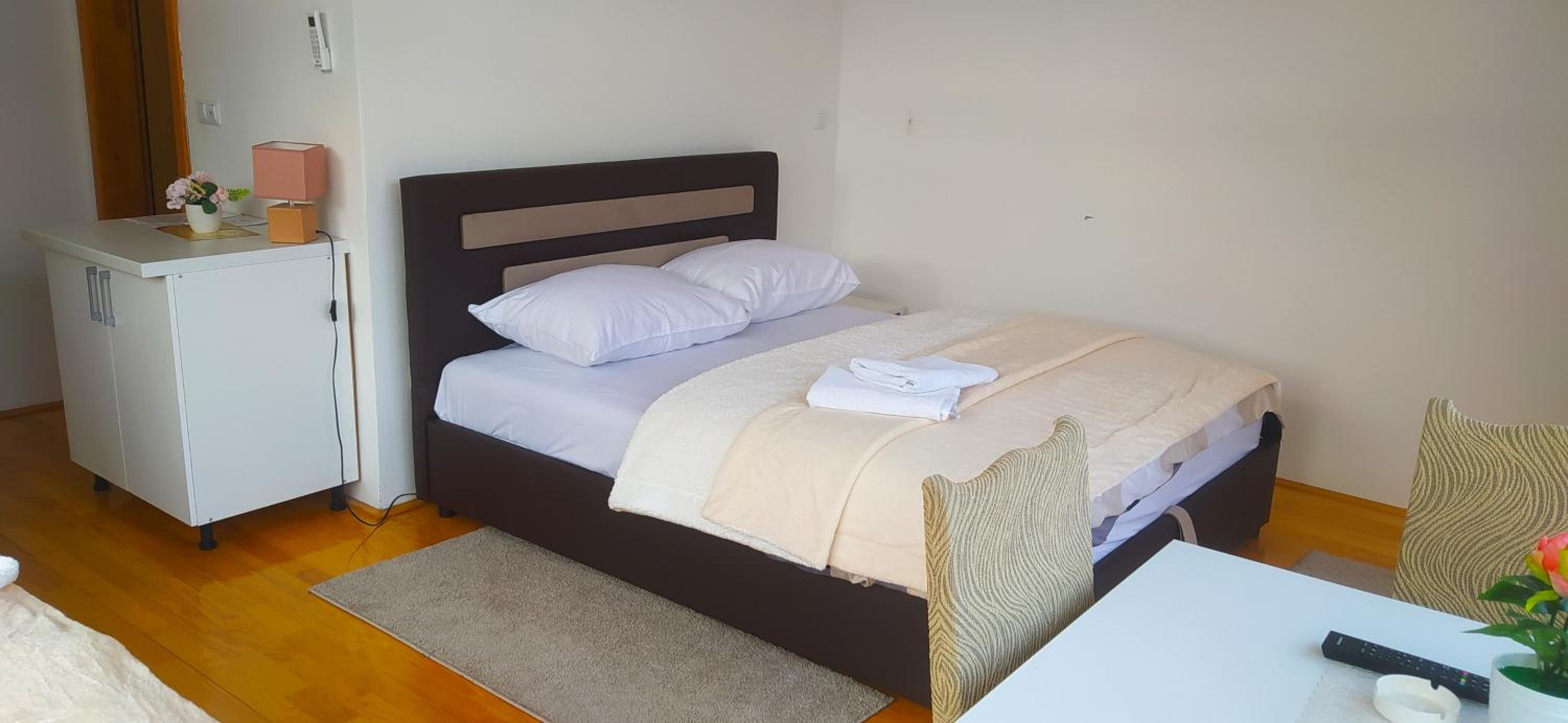 Apartmani Helena