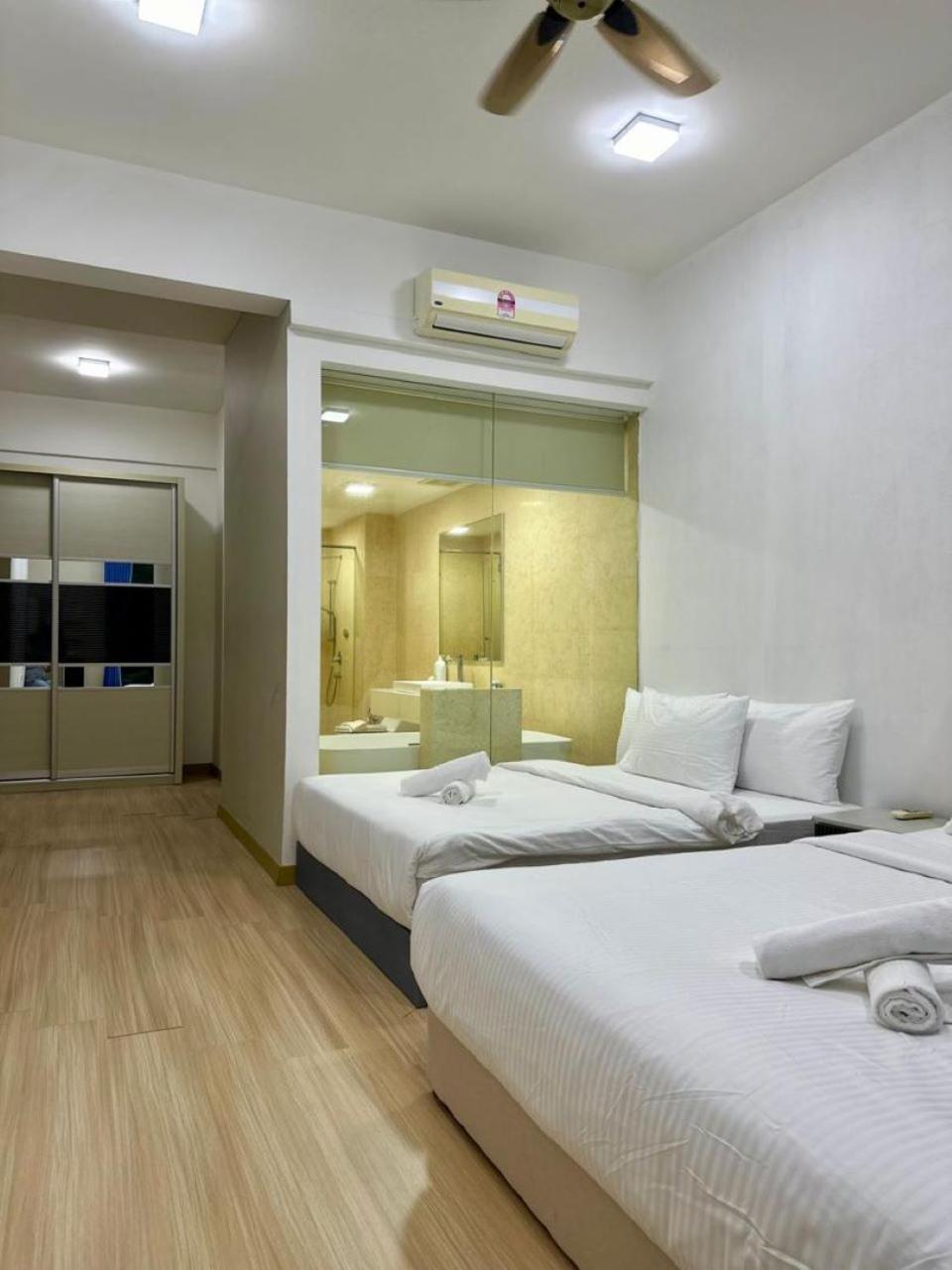 Jazz Suites Seaview with Bathtub - 1103 photo 7