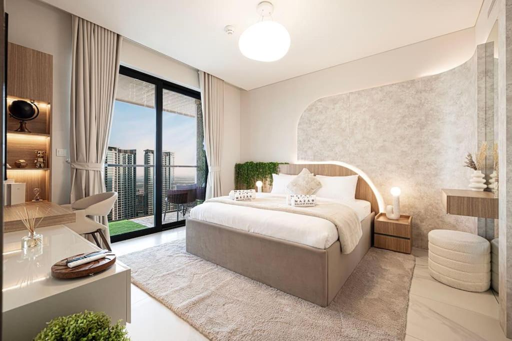2BR Luxury Stay with Starry Ceiling