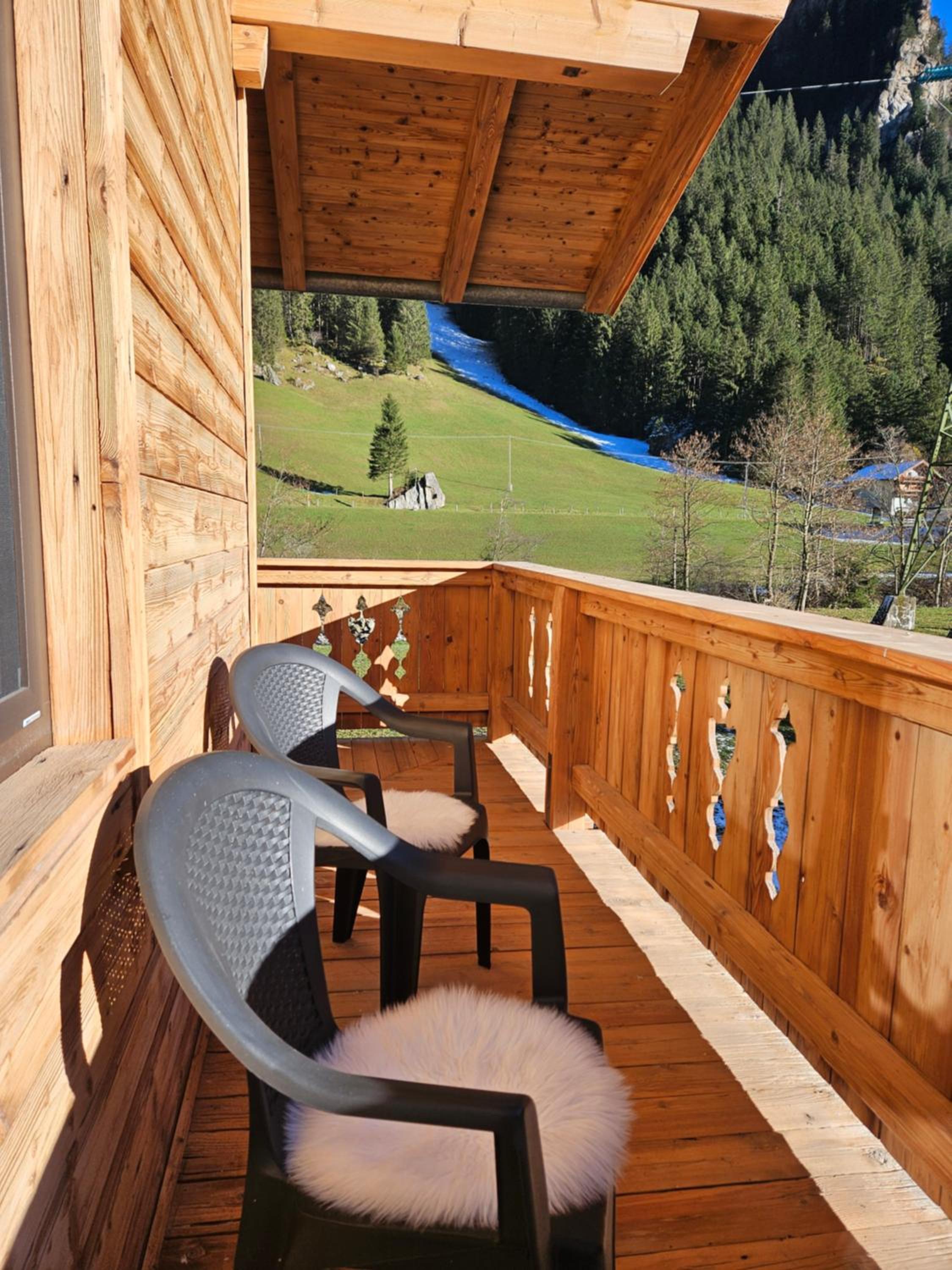 ALPENCHALET LENGAU im Bergsteigerdorf Ginzling Dornauberg