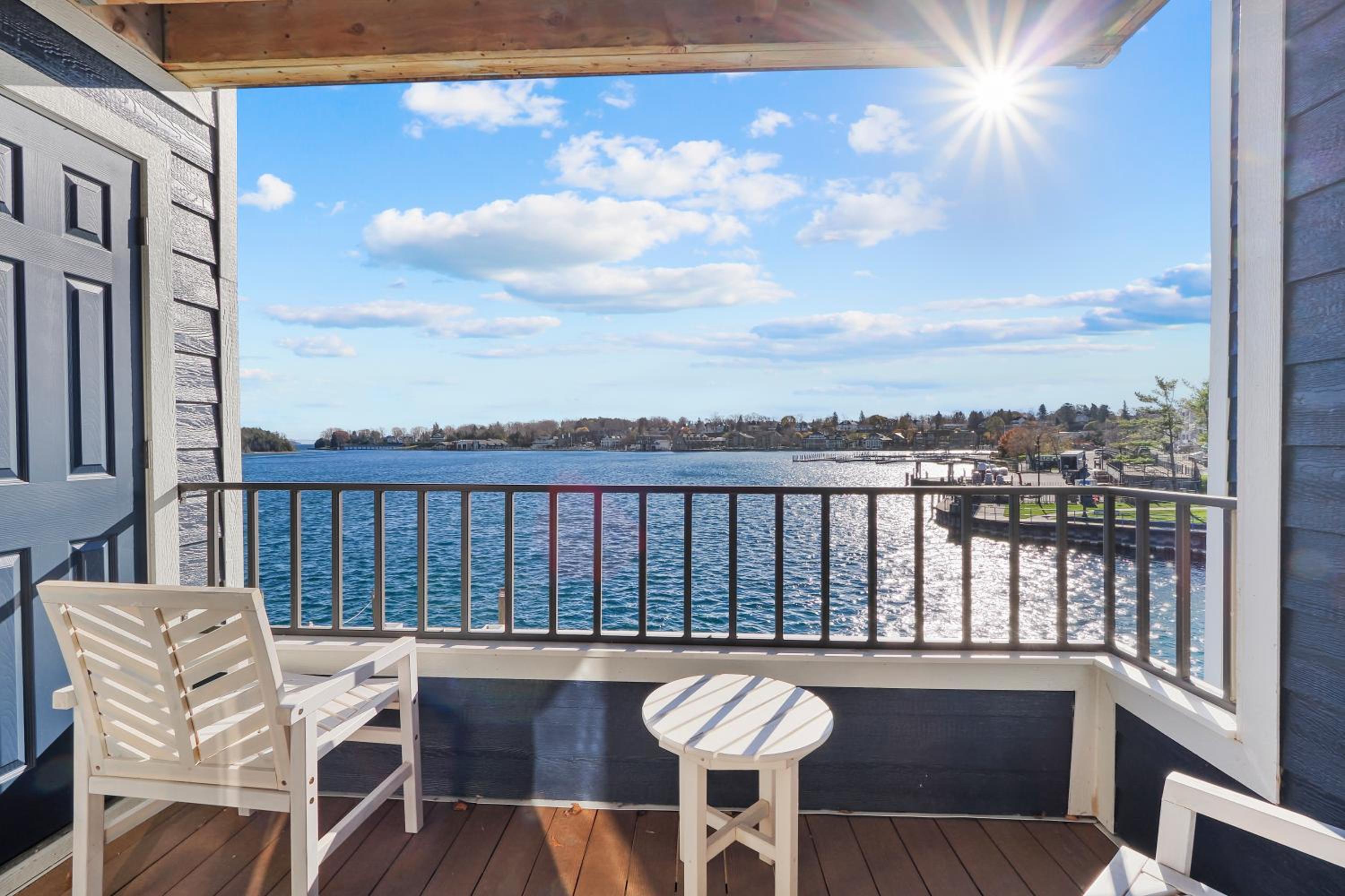 233 Edgewater Inn view 2