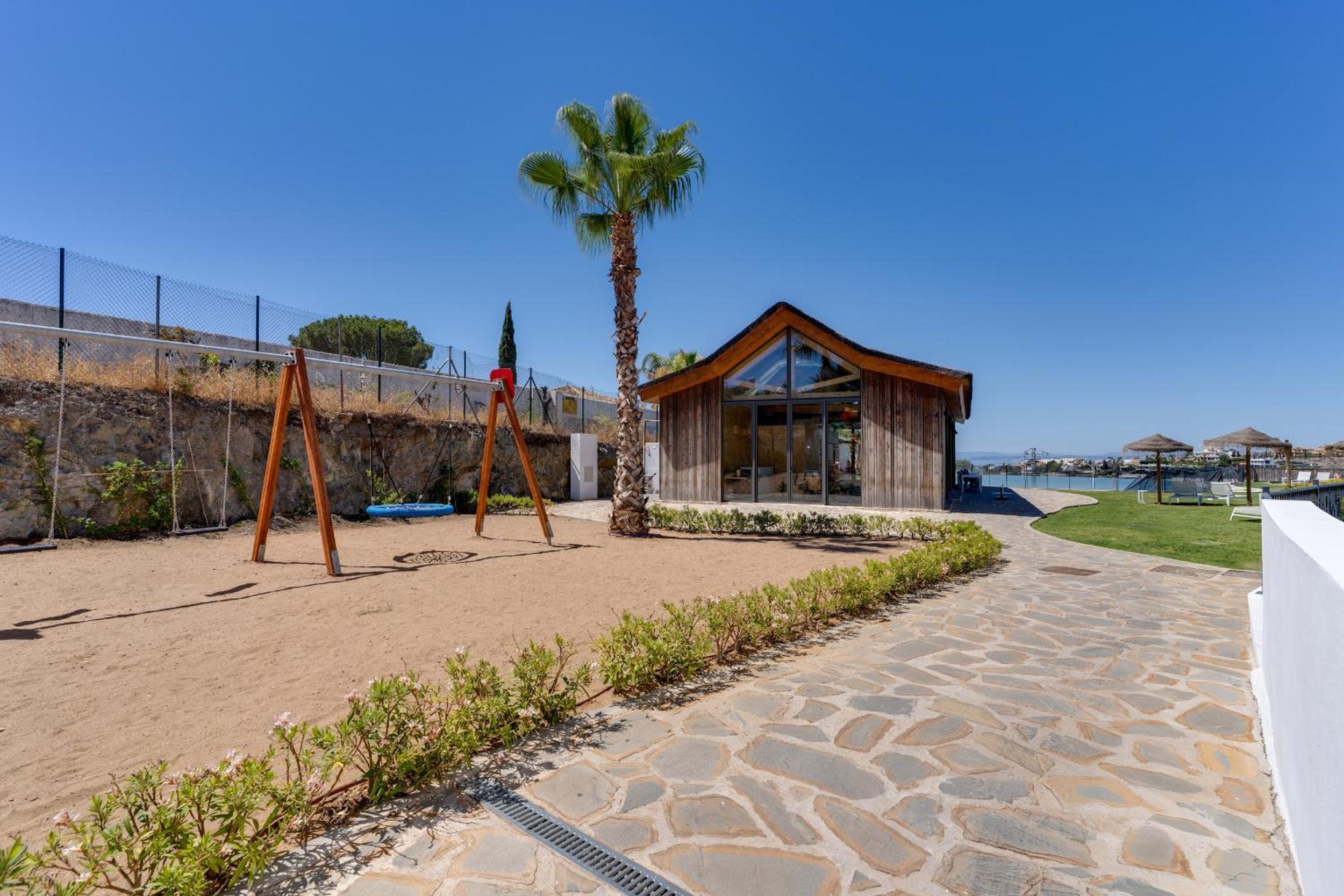 Sea View Penthouse - Magical Resort in the Heart of the Golf Paradise - Paraíso Pueblo, Benahavís