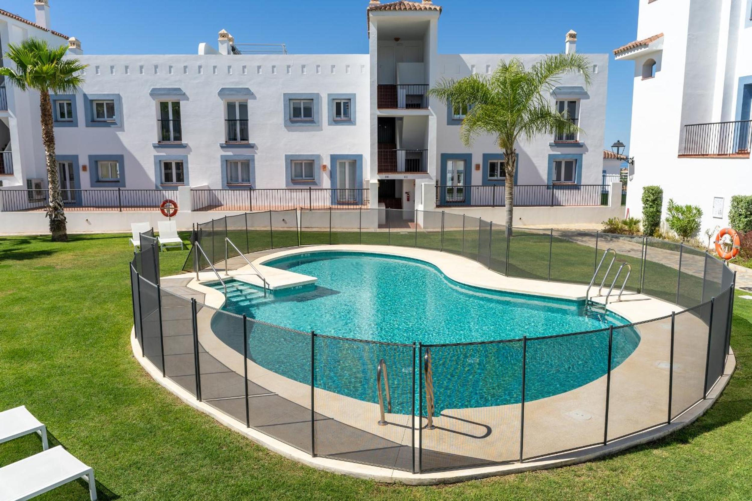 Sea View Penthouse - Magical Resort in the Heart of the Golf Paradise - Paraíso Pueblo, Benahavís