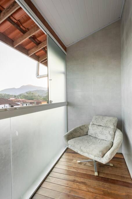 apartamento 200 mts praia do sape com piscina