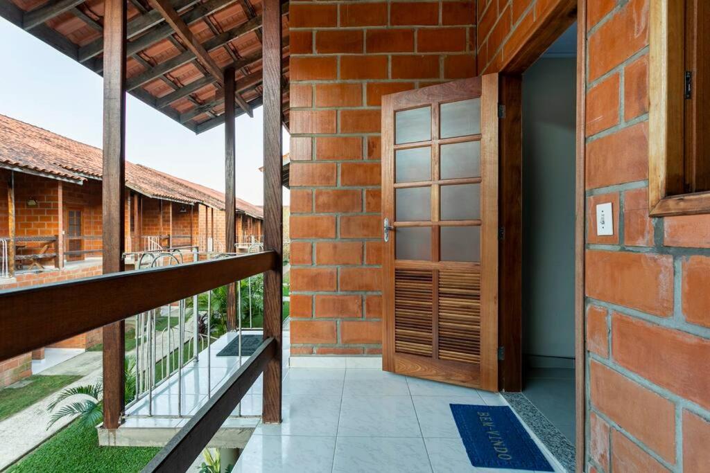 apartamento 200 mts praia do sape com piscina