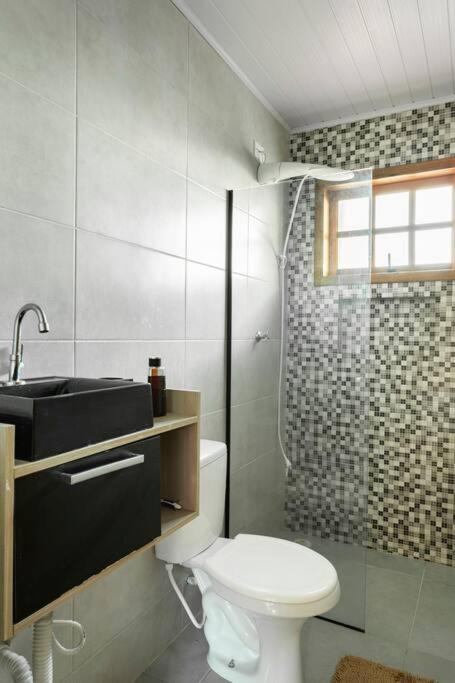 apartamento 200 mts praia do sape com piscina