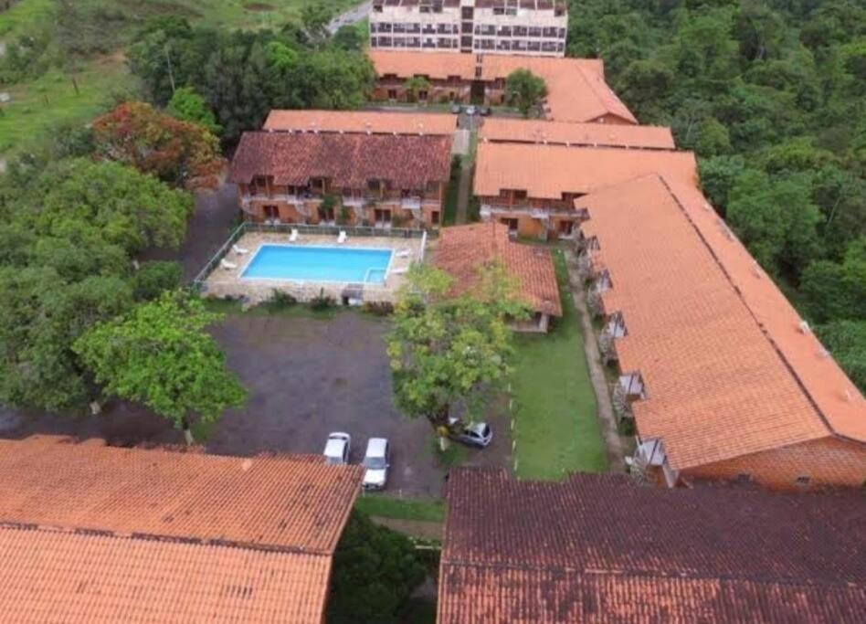 apartamento 200 mts praia do sape com piscina