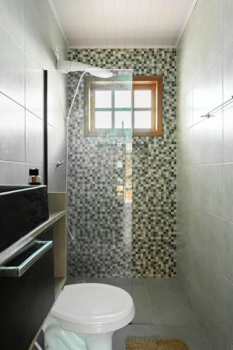 apartamento 200 mts praia do sape com piscina