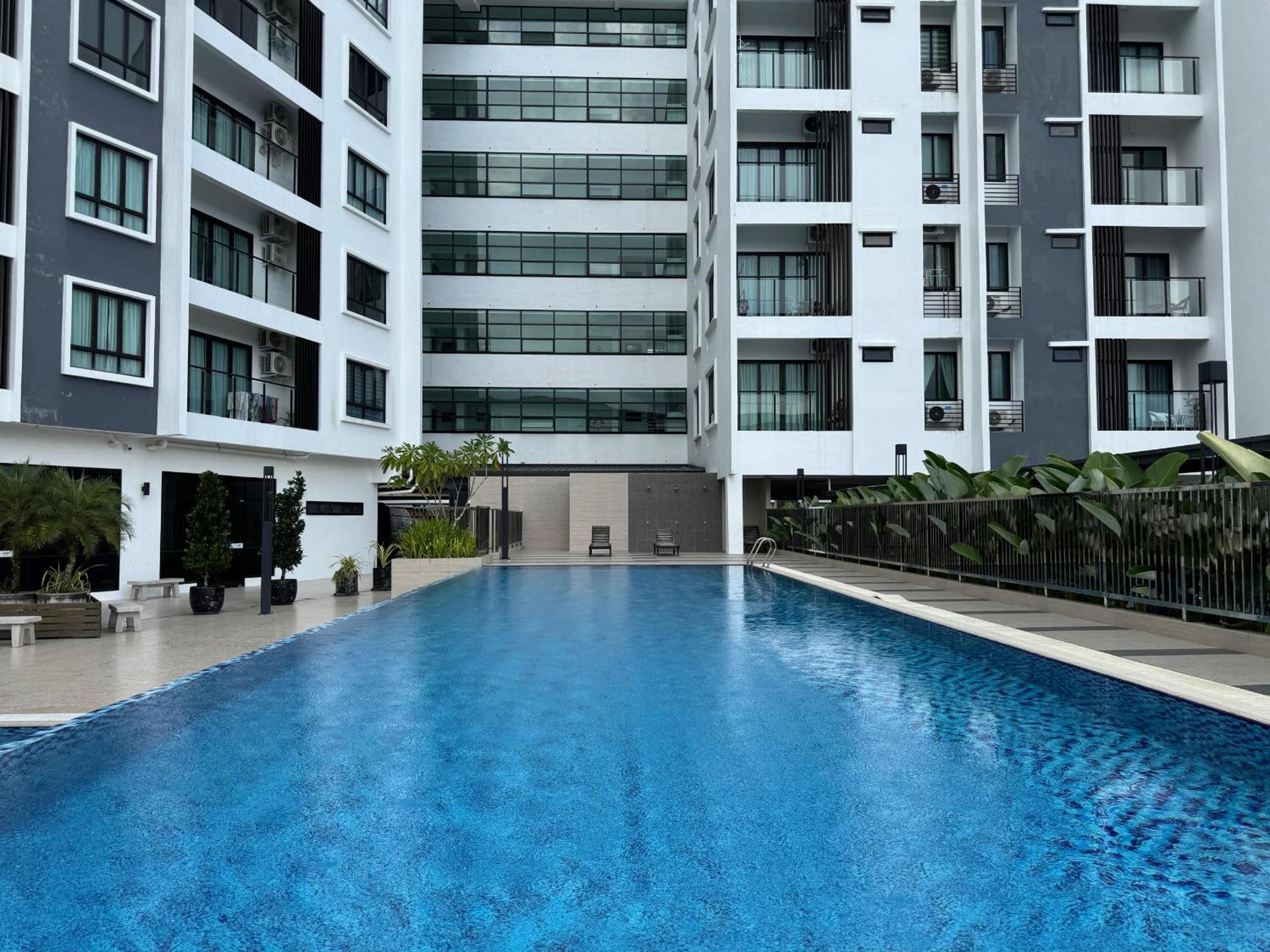 Kuching Cozy Comfort 05 - Modern Gem Suites 7 Pax near Airport & Saradise photo 2