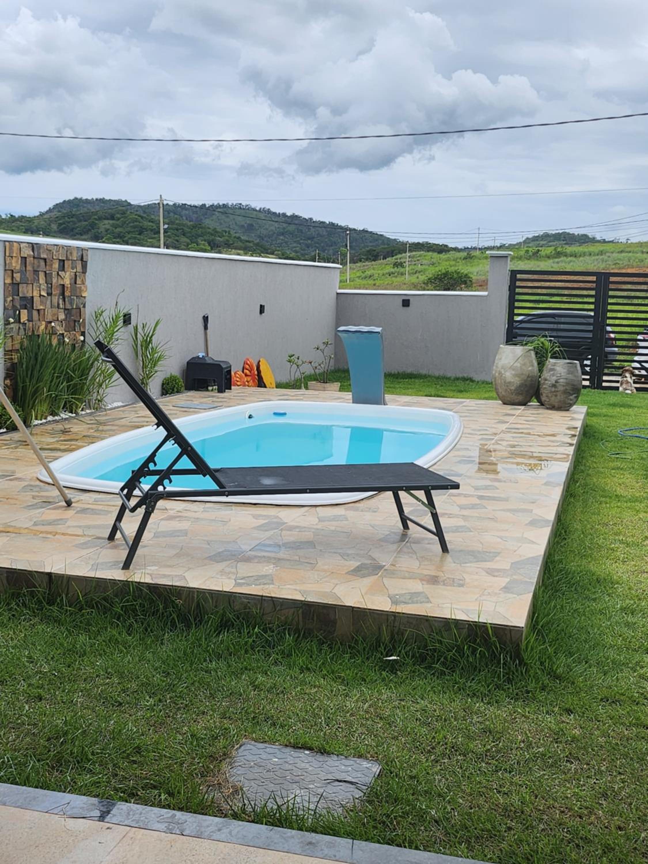 Aluga-se casa com area gourmet