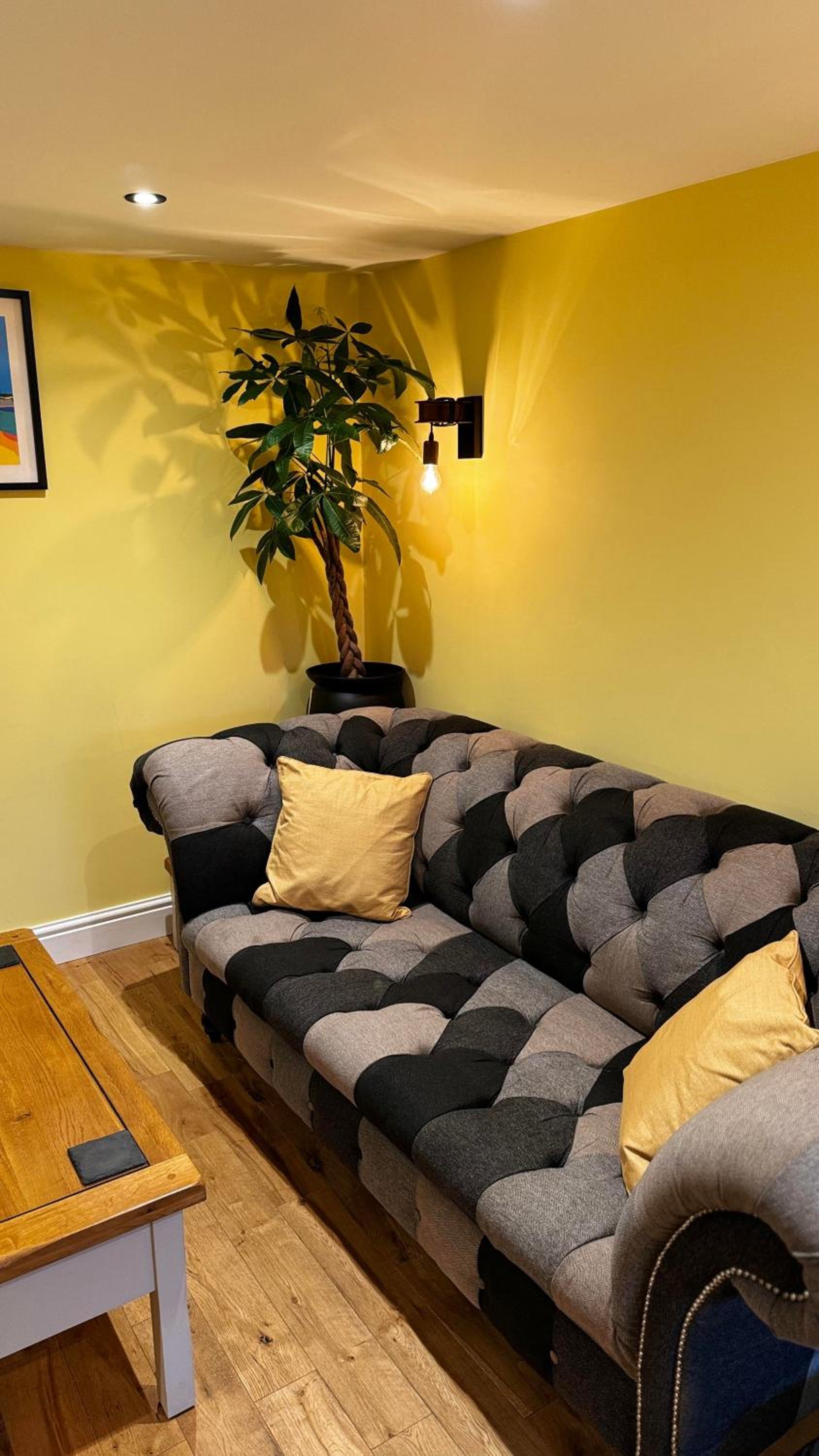 2 Bedroom Cottage in Bower Hinton - The Music Barn! view 4