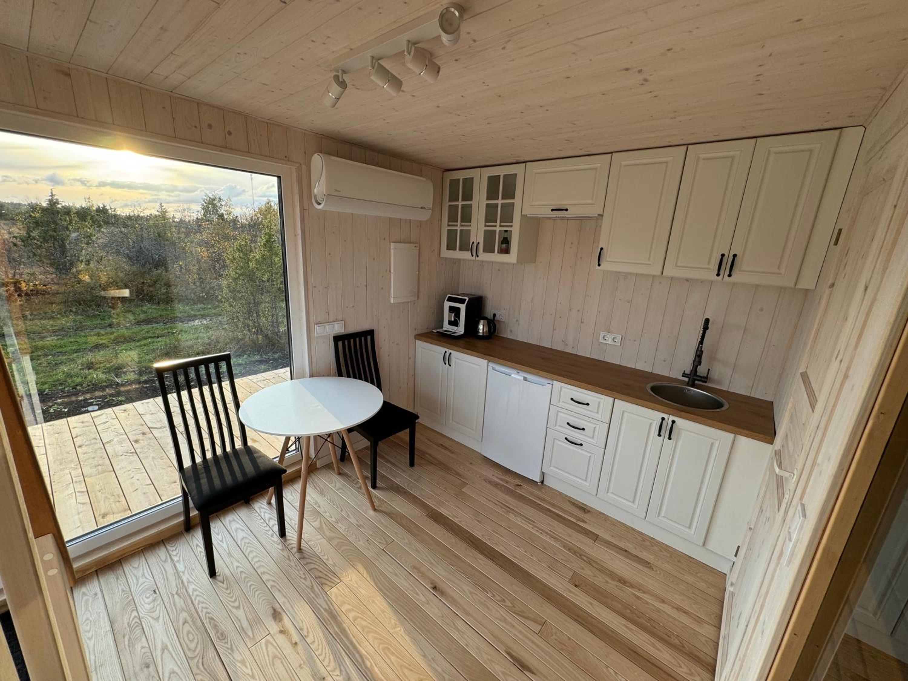 Kadaksalu with sauna hinnas