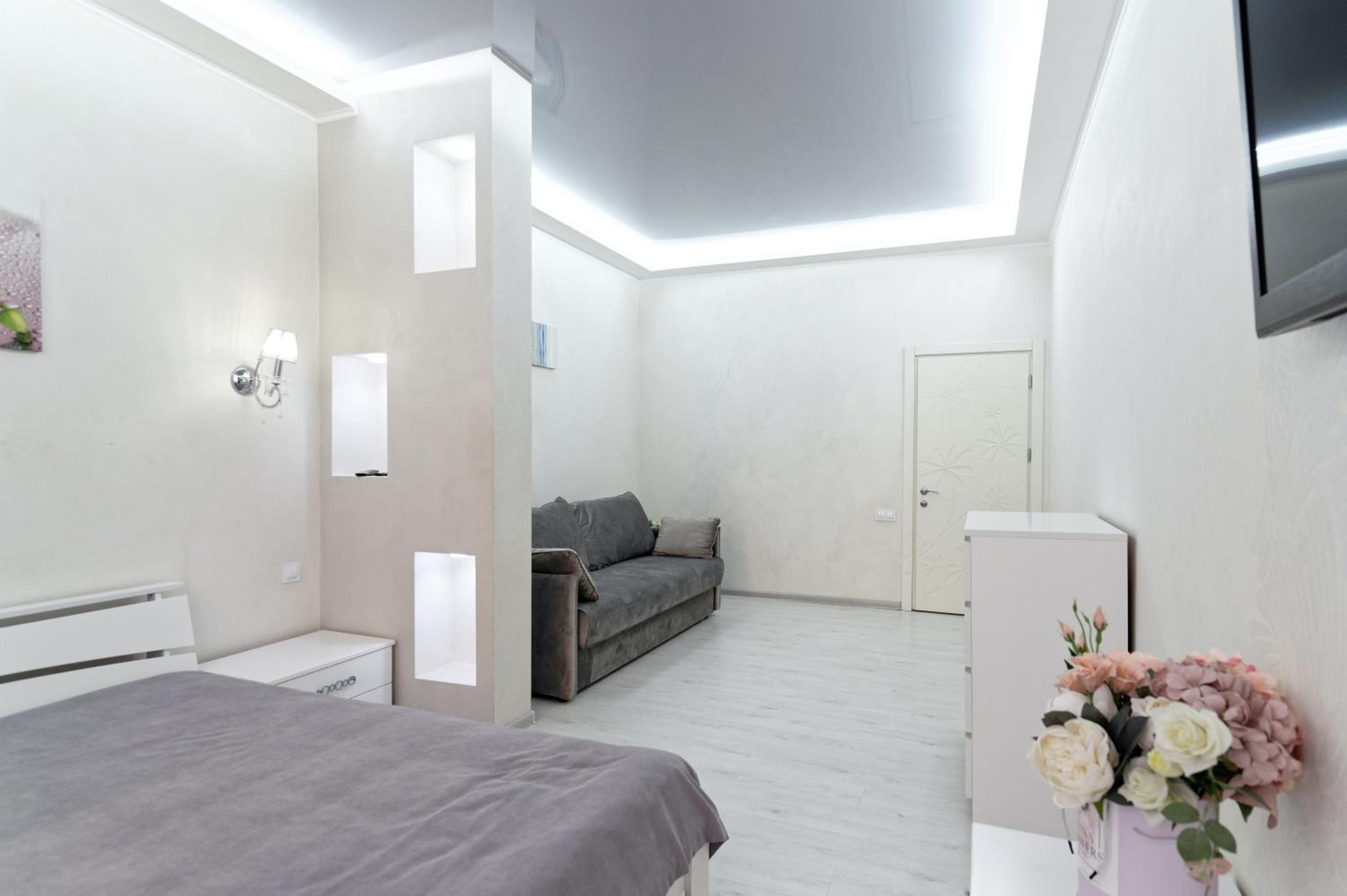 Lux 2 in Arcadia view 3