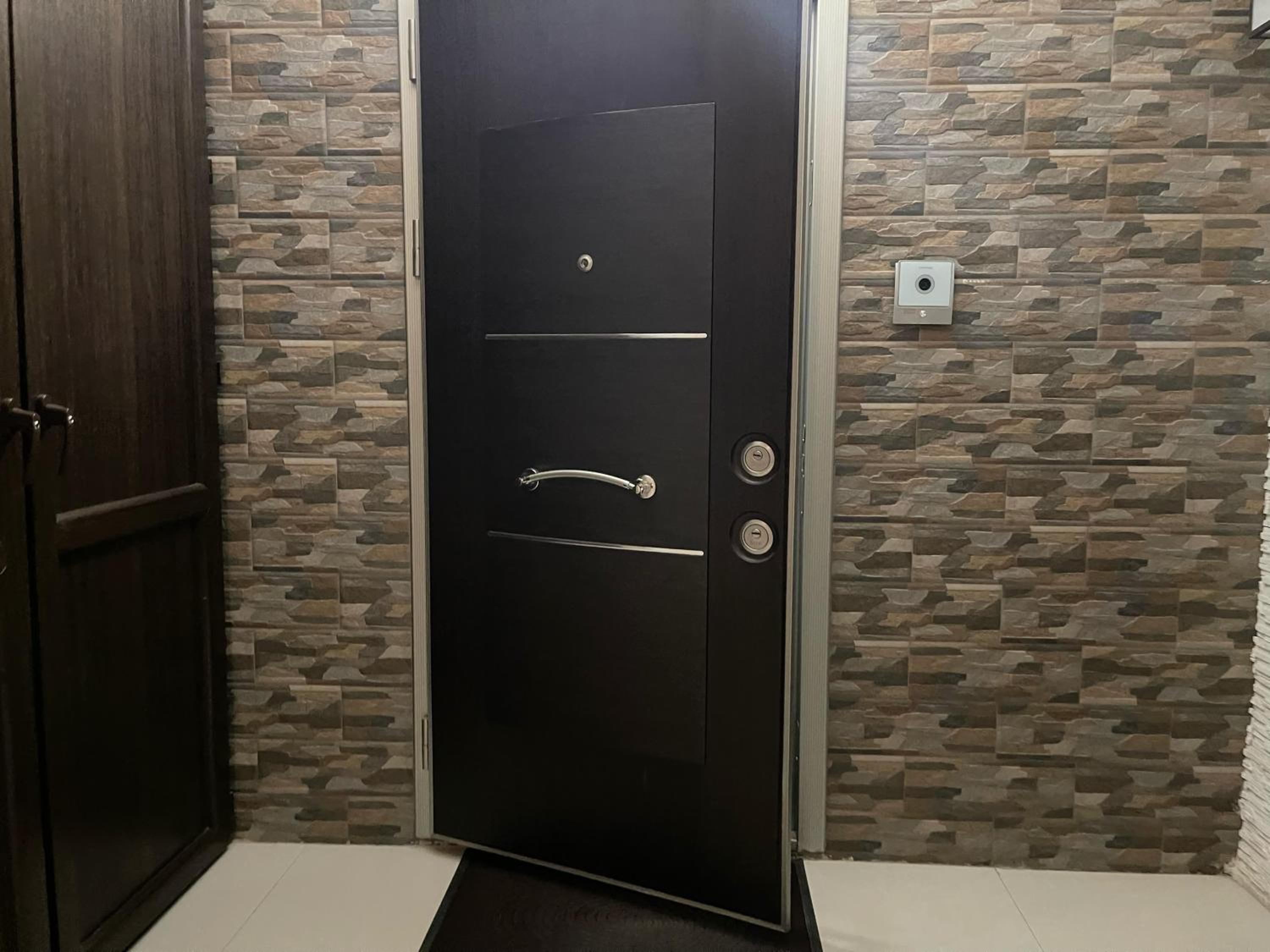 Port Apartment Main
