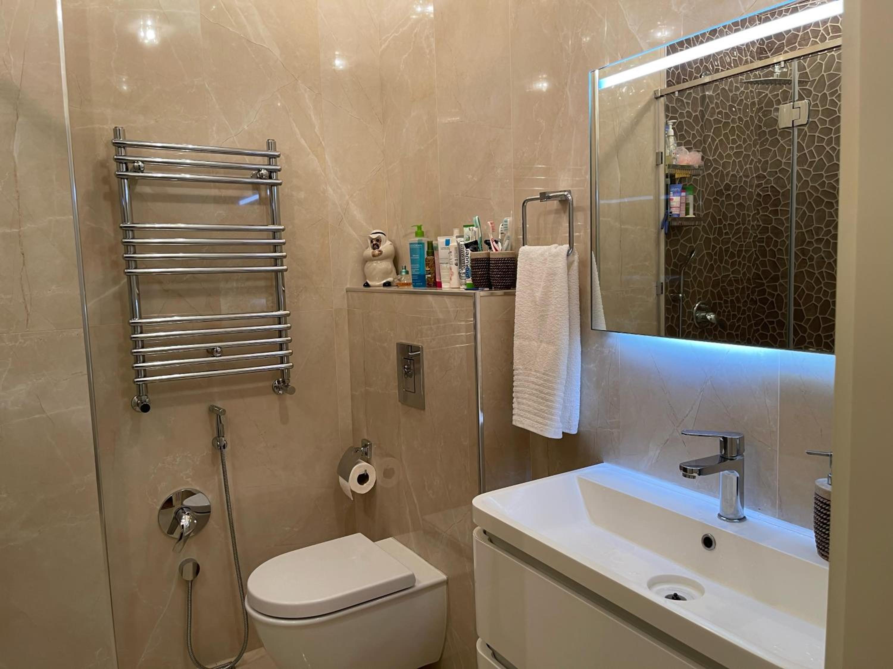 Port Apartment Main