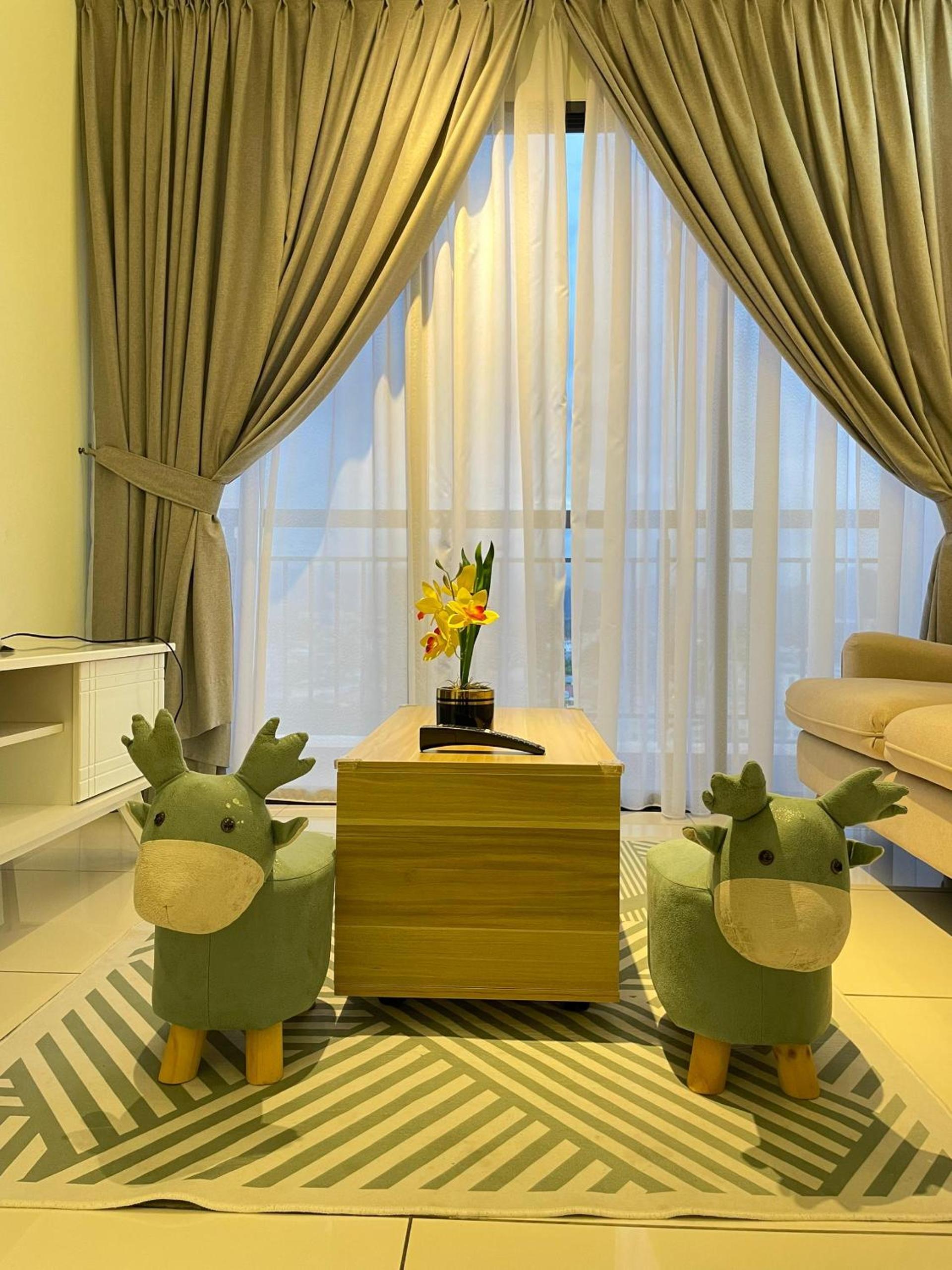 the Horizon Ipoh - lily by Goswell photo 1