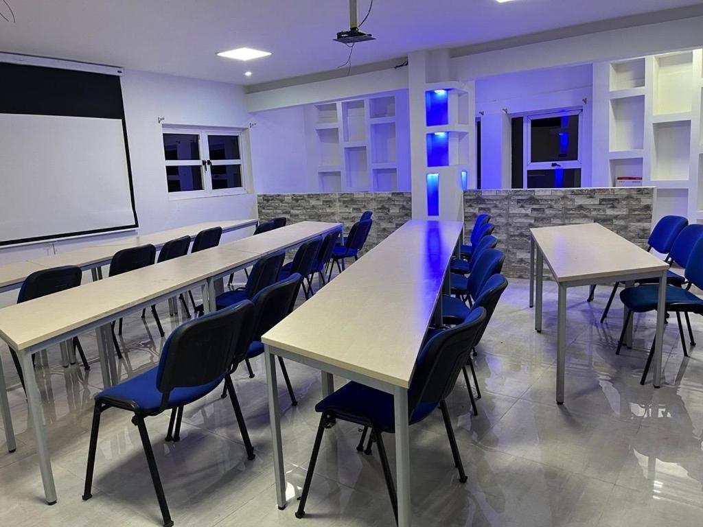 meeting & event spaces