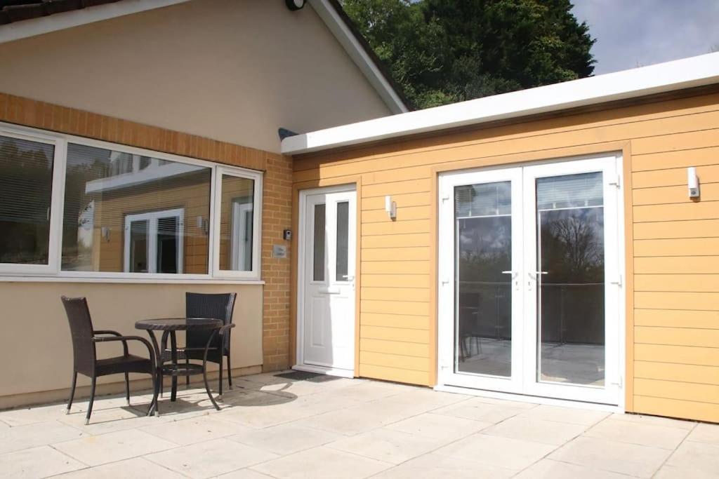 The Lodge at The Elms view 5