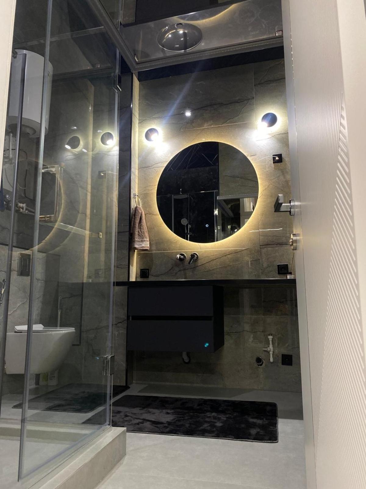 Arman Deluxe view 2