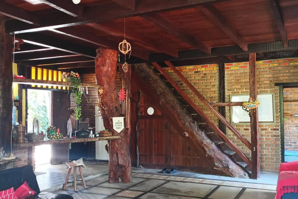 Lindo casarão assobradado no centro de Itaúnas