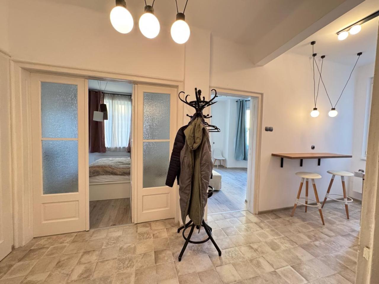 My place in Sofia - Top center - 2 bedrooms - Self check-in