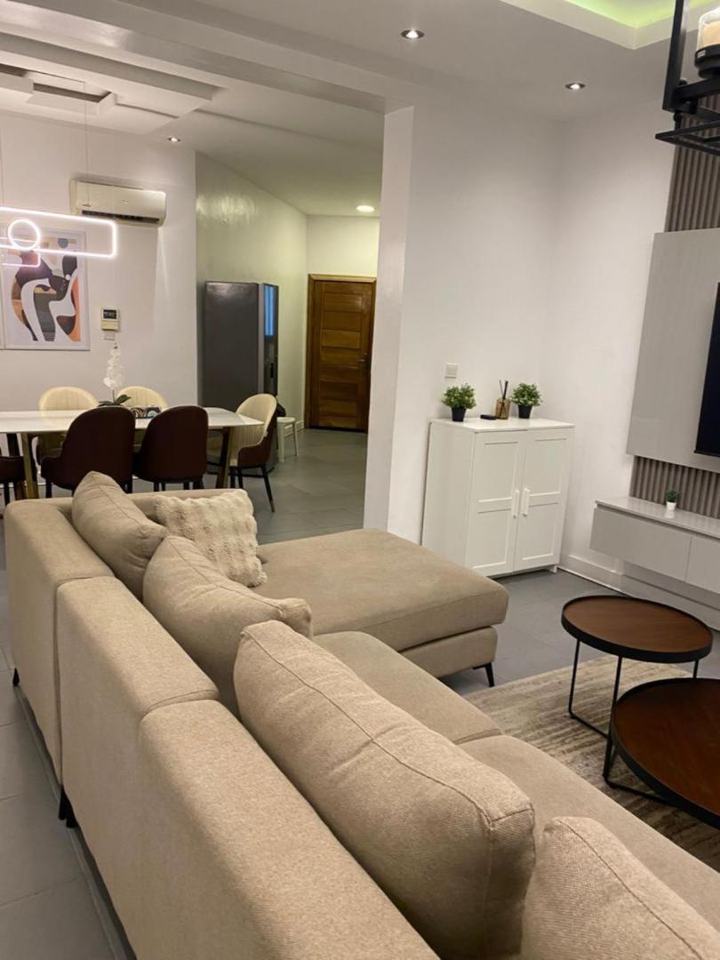 Enzo Apartments, Suites & Pods