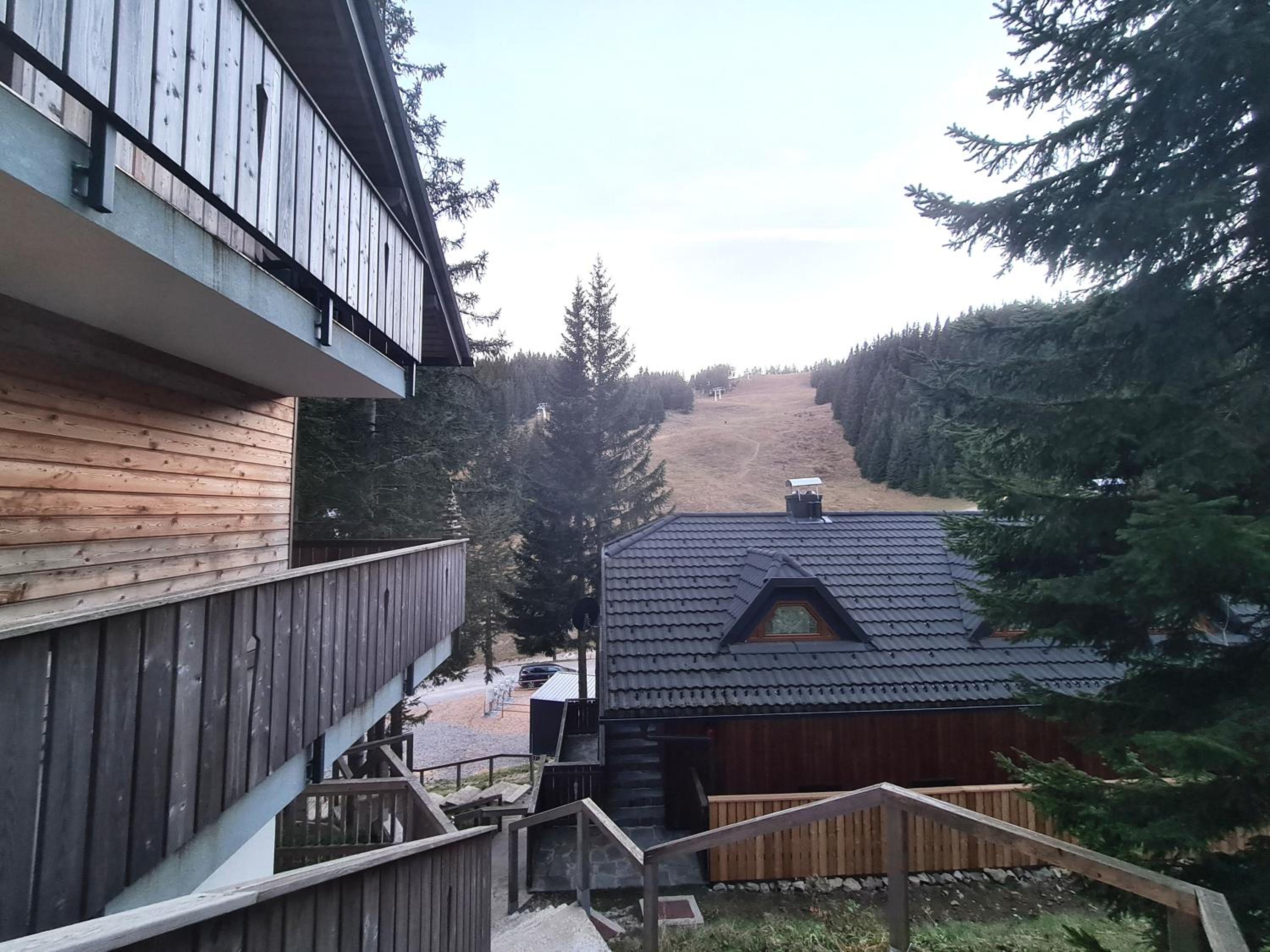 Alpine Escape Golte Apartment