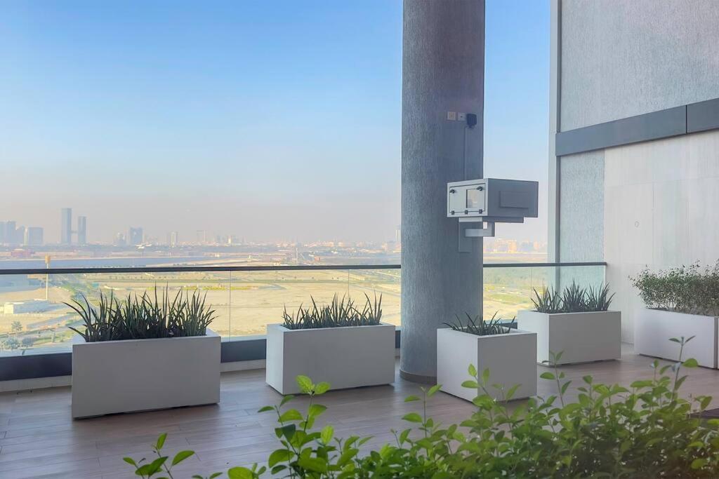 2BR Luxury Stay with Starry Ceiling